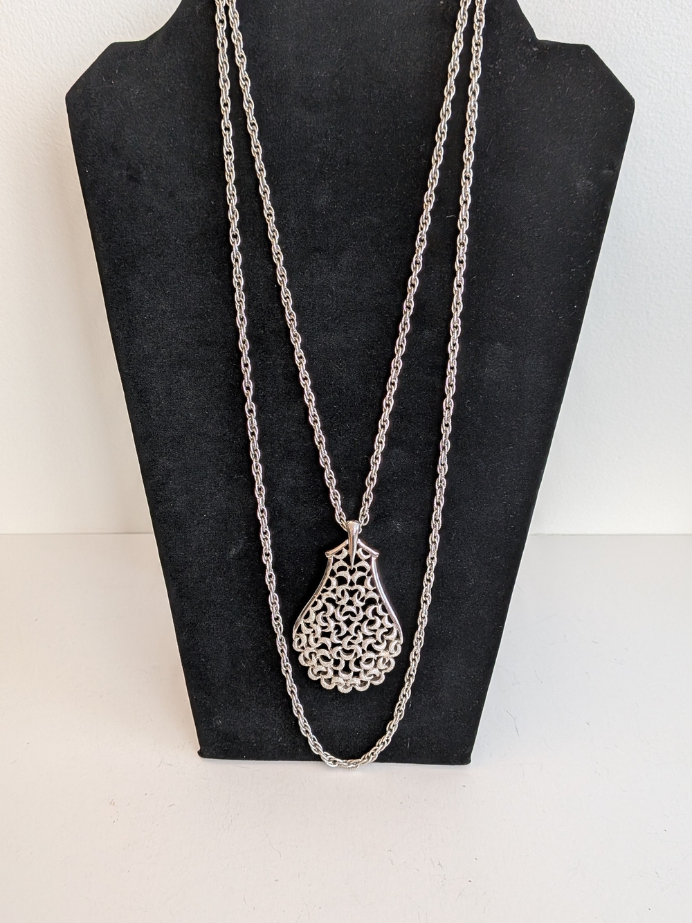 Crown Trifari textured stippled shell pendant Double Layered Necklace Crescents